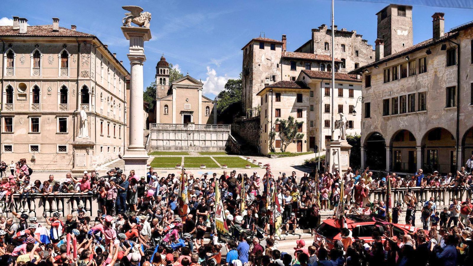Piazza Maggiore Feltre 2019